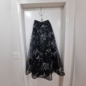 Black and White Floral Maxi Skirt